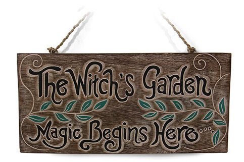 'The Witch's Garden. Magic Begins Here' placa para uso en casa o jardín