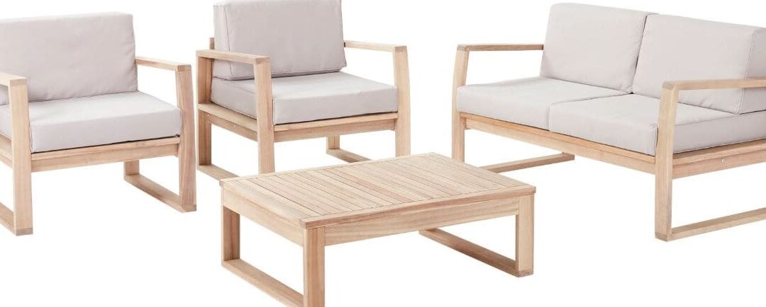 mesa baja de madera de jardin