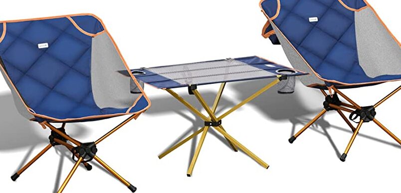mesa plegable con sillas de camping 1