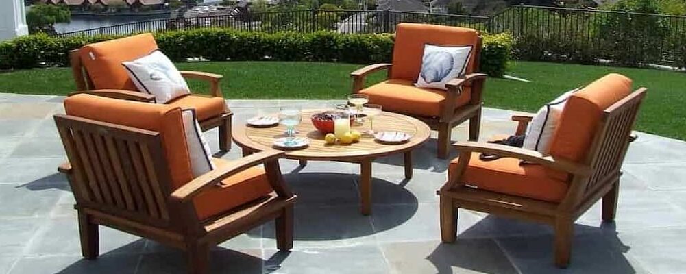 mesas y sillas de terraza y jardin